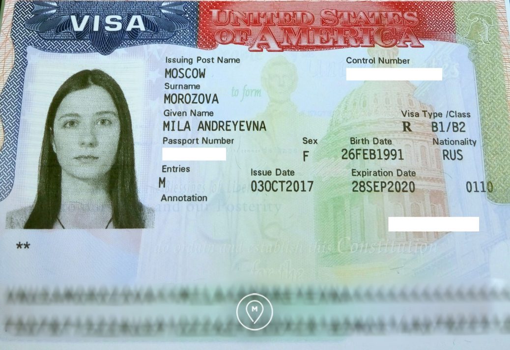 Виза в сша. Виза b1 b2 США что это. Американская туристическая виза. Американская виза в паспорте.