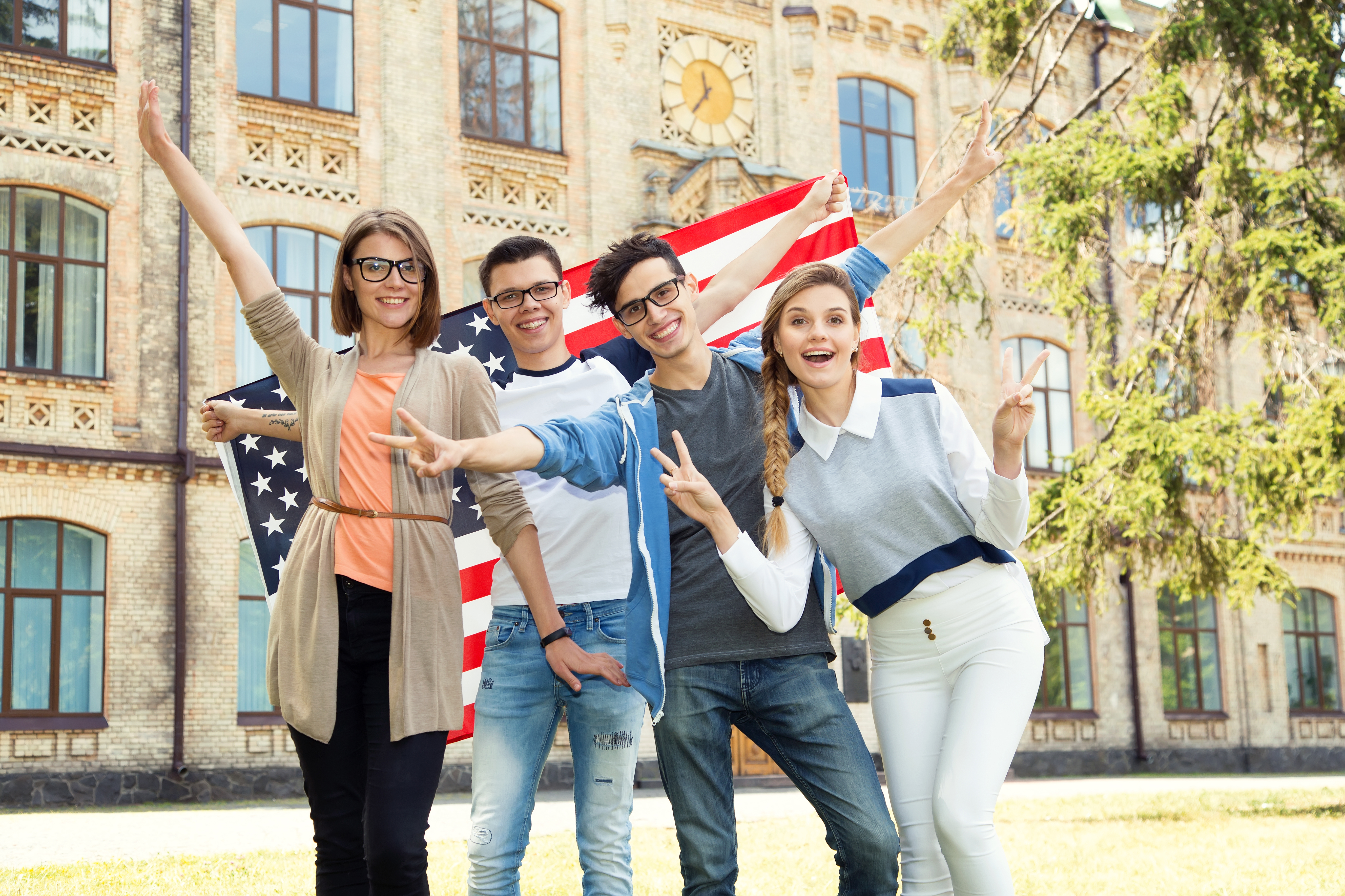 Студенты, которые могут оформить визу в США