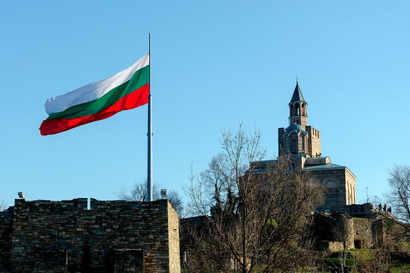 Стоит ли переезжать в Болгарию
